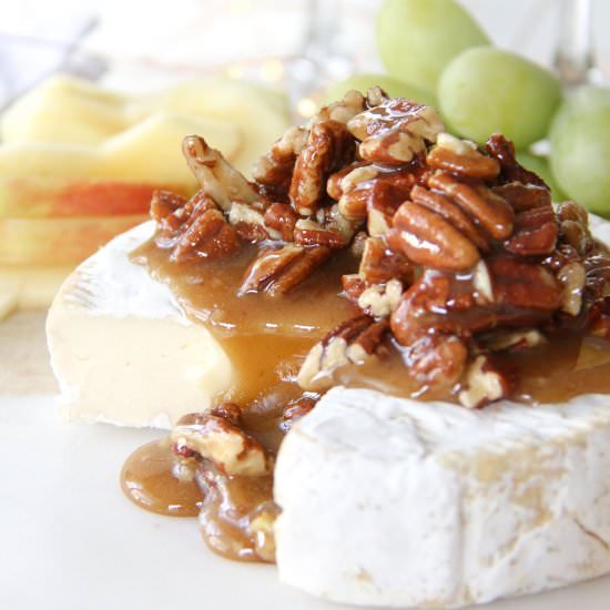 Honey Nut Brie Appetizer - Recipe photo by aprettylifeinthesuburbs