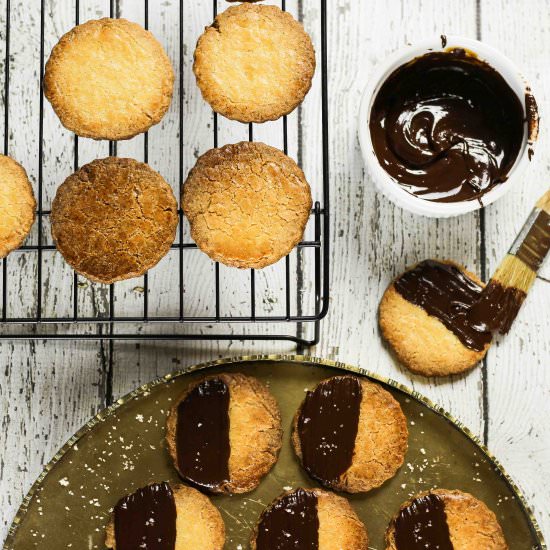 sables bretons- french shortbread - Recipe photo by mordenh