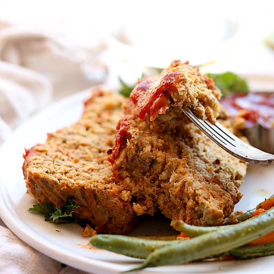 Veggie-Packed Turkey Meatloaf - Recipe photo by Delightful Mom Food