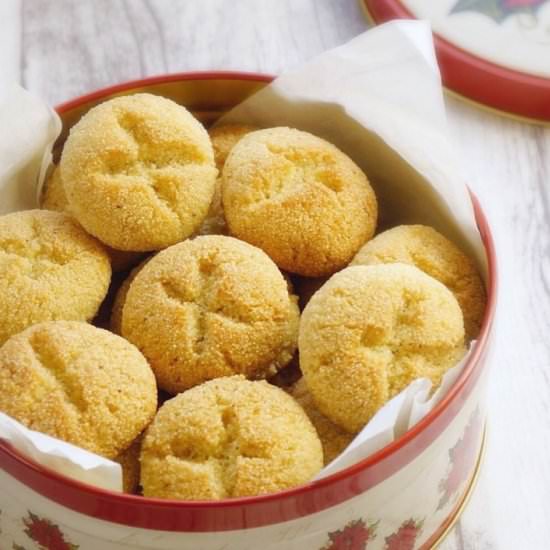 Bolinhos de Coco - Recipe photo by Aromatic Essence
