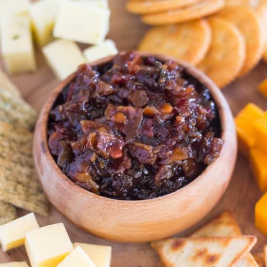 Whiskey Maple Bacon Jam - Recipe photo by thegoldlininggirl
