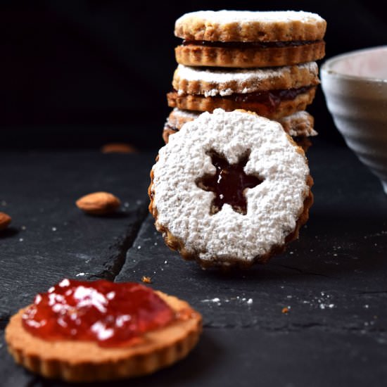 Almond Linzer Cookies - Recipe photo by Rous Sweet Corner
