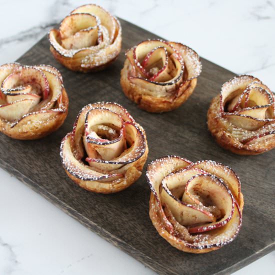 Apple Rose Tarts - Recipe photo by PatternsandProsecco