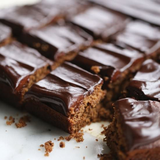 Gingerbread Brownies - Recipe photo by pure ella