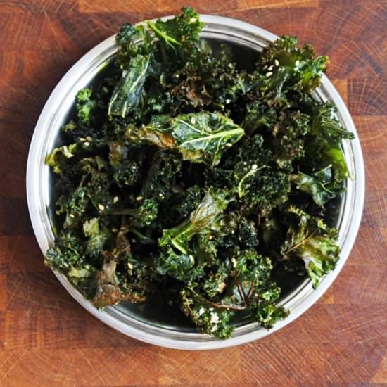 Spicy Ginger Kale Chips - Recipe photo by KarinDimitrovova