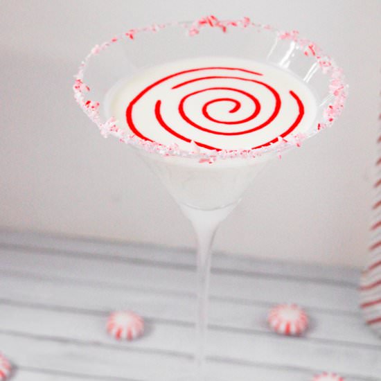 Candy Cane Martini - Recipe photo by sandyalamode