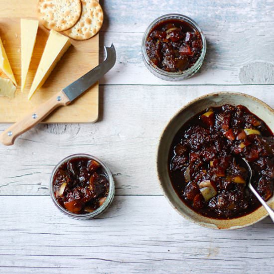 Fig, Apple & Balsamic Chutney - Recipe photo by Properfoodie