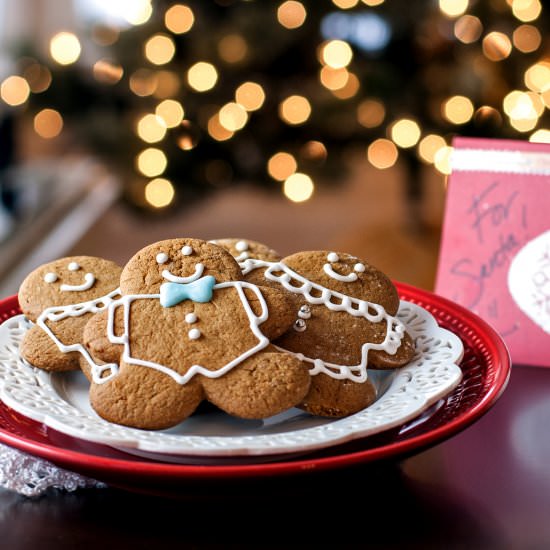 Classic Gingerbread Men - Recipe photo by cookiesforengland