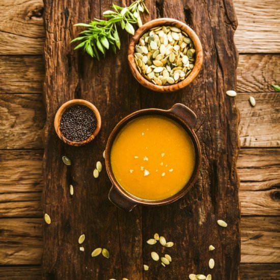 Vegan Pumpkin Ginger Soup - Recipe photo by raepublic