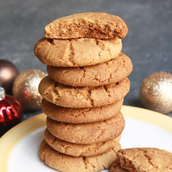 Crunchy Ginger Biscuits - Recipe photo by The Desserted Girl