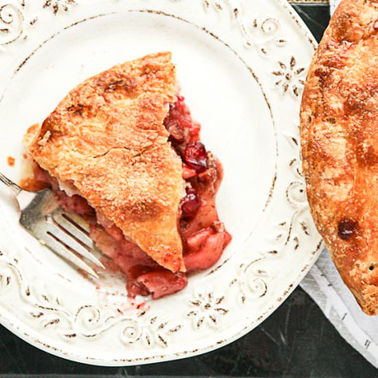 Apple Cranberry Pie - Recipe photo by the food blog