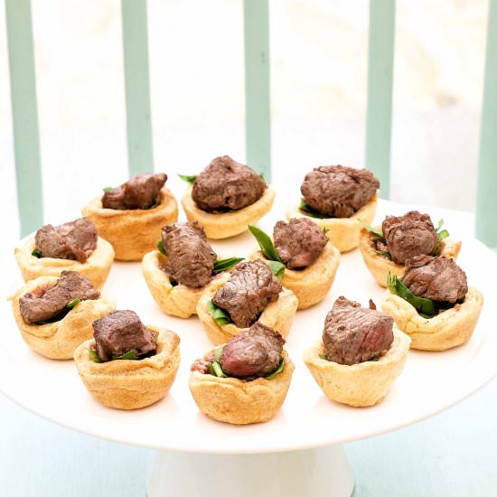mini beef wellingtons - Recipe photo by 3KidsRecipes