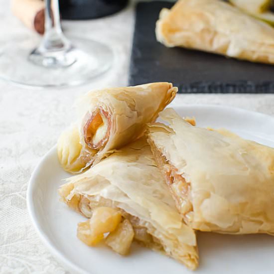 Pear Brie Phyllo Pockets - Recipe photo by garlic and zest