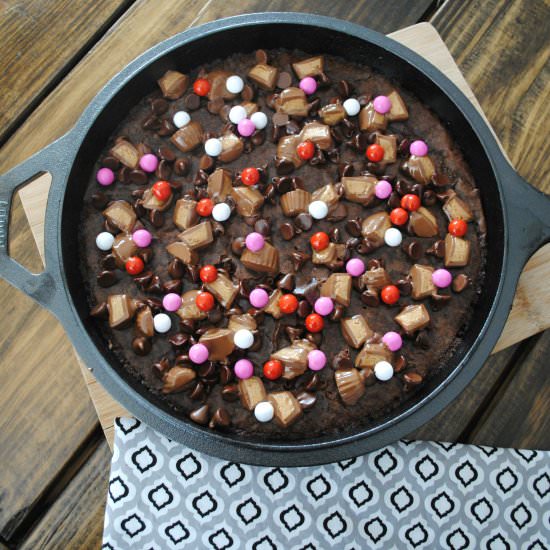 Valentine's Day Cast Iron Brownies - Recipe photo by lifeondeerrun