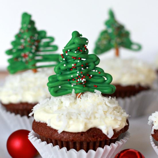 Christmas Tree Cupcake topper - Recipe photo by ldh