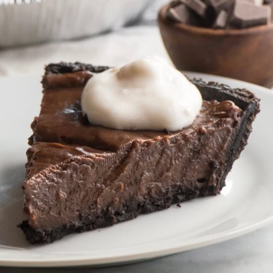 Vegan Chocolate Peanut Butter Pie - Recipe photo by NamelyMarly