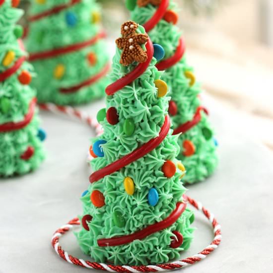 Sugar Cone Christmas Trees - Recipe photo by TheSuburbanSoapbox