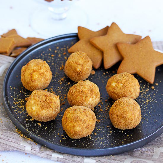 Gingerbread Cheesecake Balls - Recipe photo by sugarsaltmagic