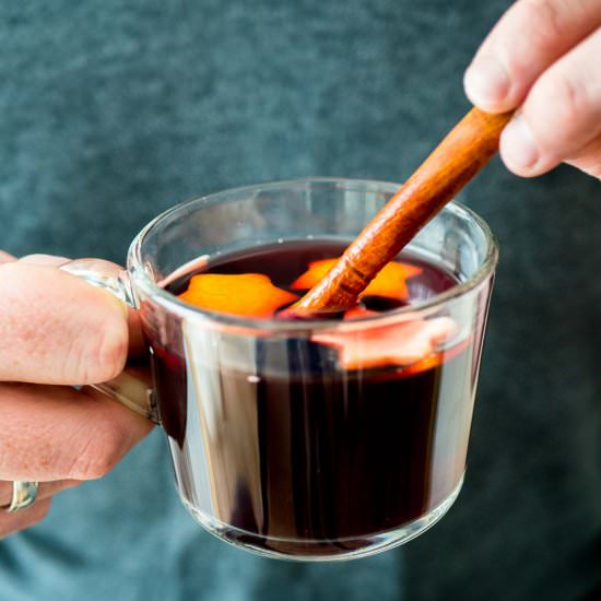 Spiced Grape Holiday Punch - Recipe photo by platedcravings