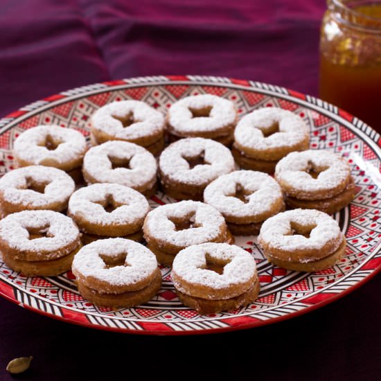 Almond "Spitzbuben" Cookies - Recipe photo by zuckerbaeckerin