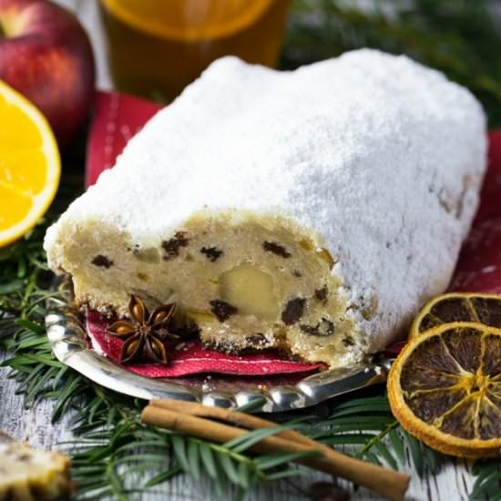 German Stollen with Marzipan - Recipe photo by vegan heaven