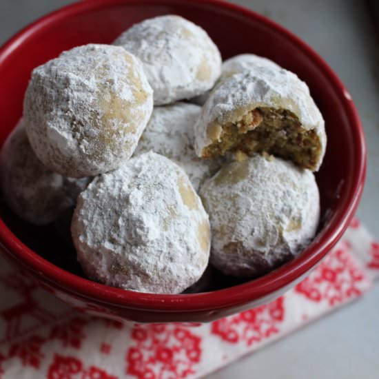 Cardamom and Pistachio Meltaways - Recipe photo by meandthemoose