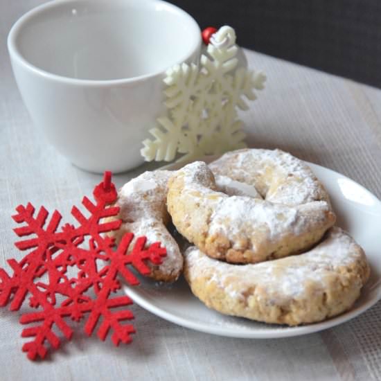 Crescents with Walnuts - Recipe photo by strudelka88
