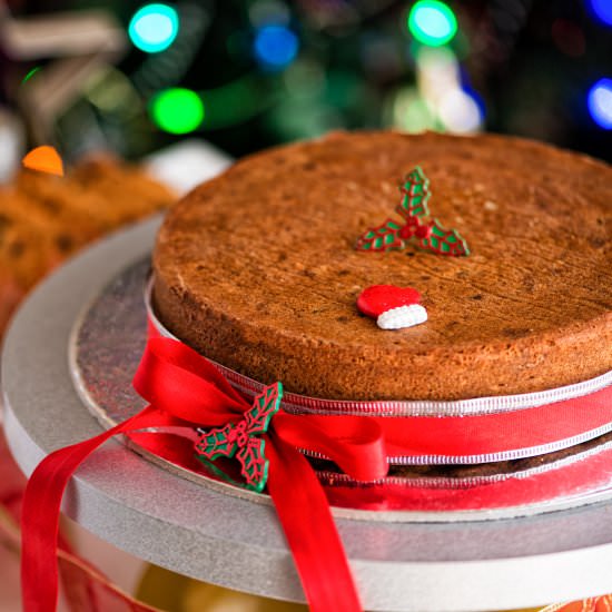Traditional Christmas Plum Cake - Recipe photo by meemiskitchen
