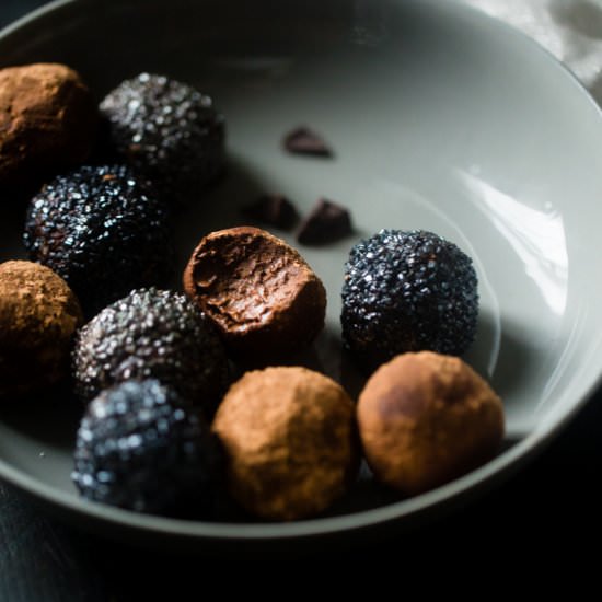Vegan Champagne Truffles - Recipe photo by foodfaithfitness