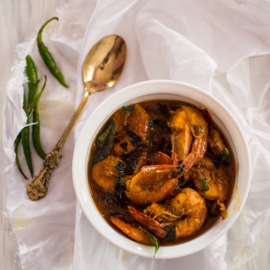 South Indian Prawn Curry - Recipe photo by Debjanir Rannaghar