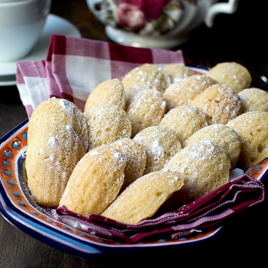 Lemon Madeleines - Recipe photo by Pavani