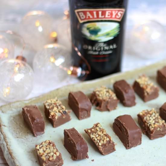 Baileys, Chocolate & Hazelnut Fudge - Recipe photo by Properfoodie