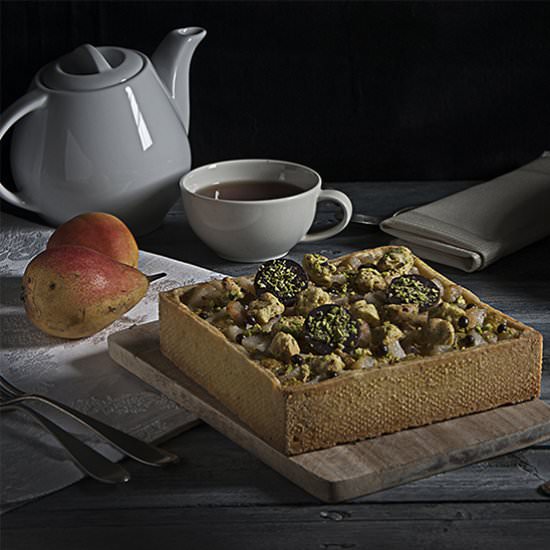 Pistachios, Pears and Chocolate Tart - Recipe photo by cookingmesoftly