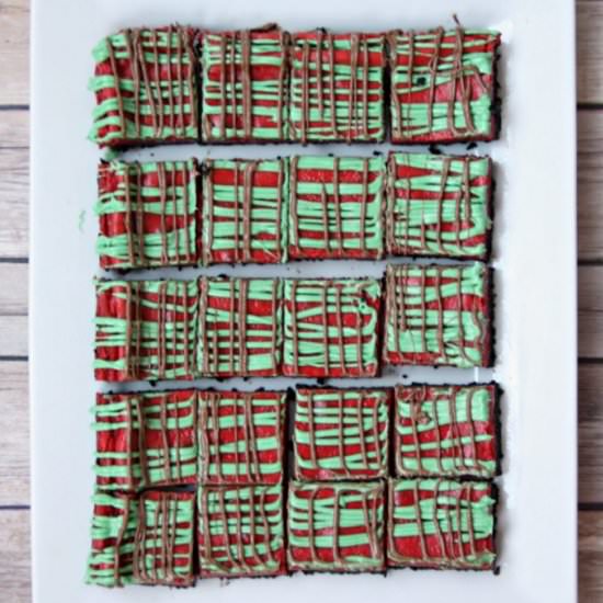 Christmas Red Velvet Cheesecake Bar - Recipe photo by mymommystyle