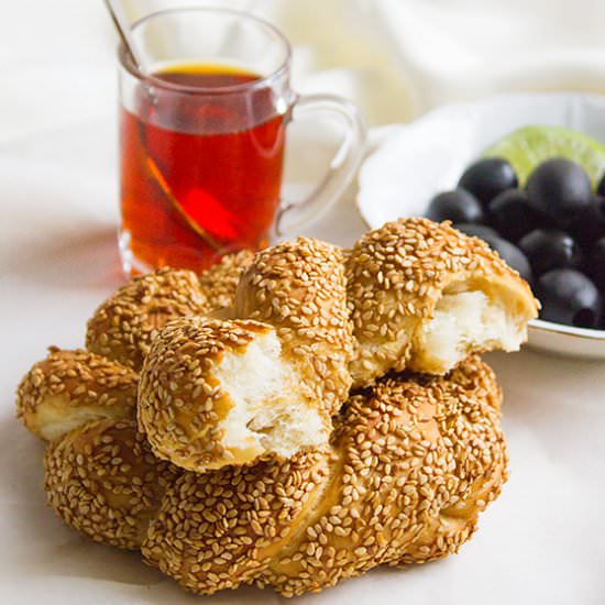 Simit Turkish Bagels Recipe - Recipe photo by MunatyCooking