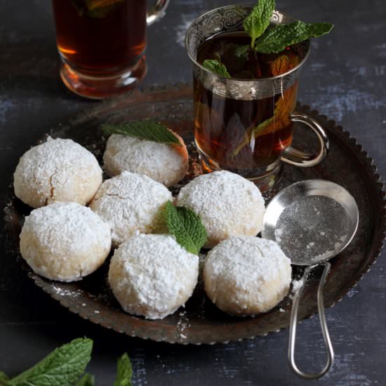 Ghriba - Recipe photo by easyfoodsmith