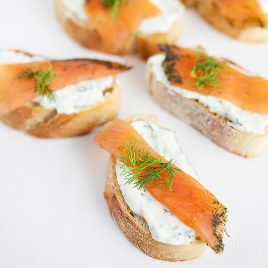 Smoked Salmon and Lemon Dill Toasts - Recipe photo by therusticfoodie