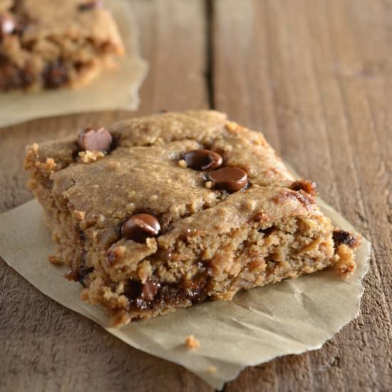 Chocolate Chip Banana Bars - Recipe photo by Dr Lauras Kitchen
