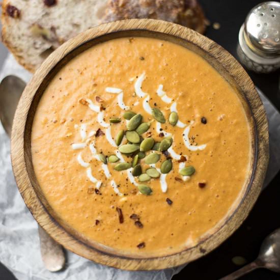 Spicy Tomato Soup - Recipe photo by Kiwi and Carrot