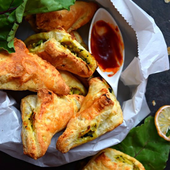 Puff Pastry Samosa - Recipe photo by Cookilicious