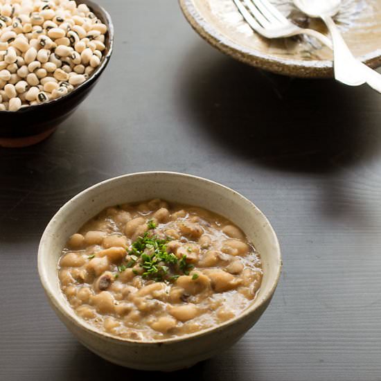 Vegan Creamy Black-eyed Peas - Recipe photo by geekypoet