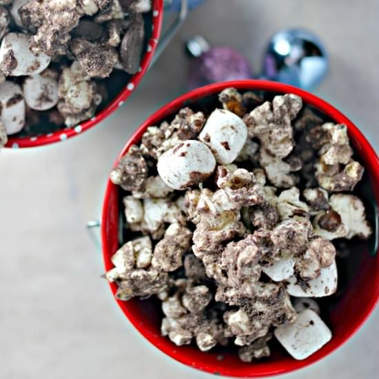 Hot Cocoa Popcorn - Recipe photo by TheHungryIntrovert