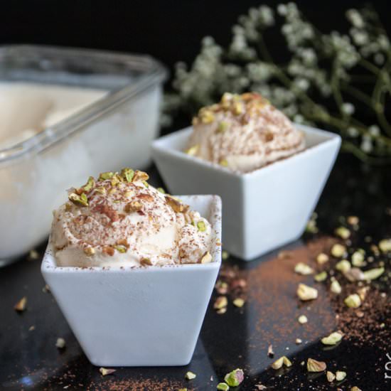 Ginger, Honey and Lemon Ice Cream - Recipe photo by ChocolateaMais