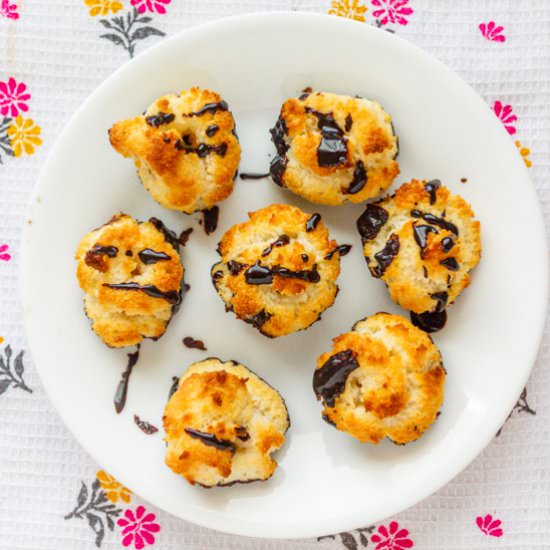 Coconut Macaroons, - Recipe photo by KaliMirchbysmita