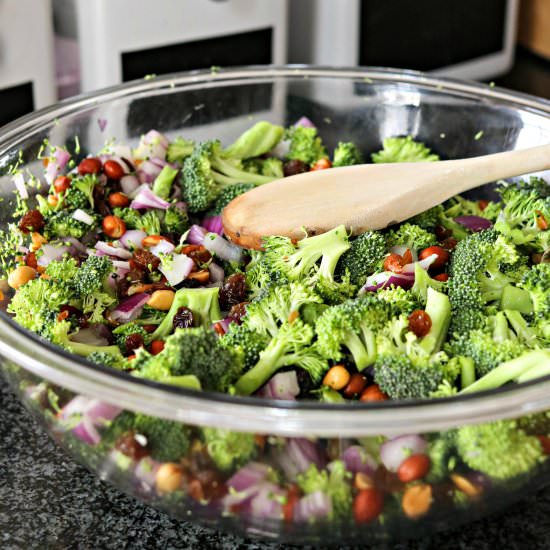 fresh broccoli salad with bacon - Recipe photo by certifiedpastryaficionado