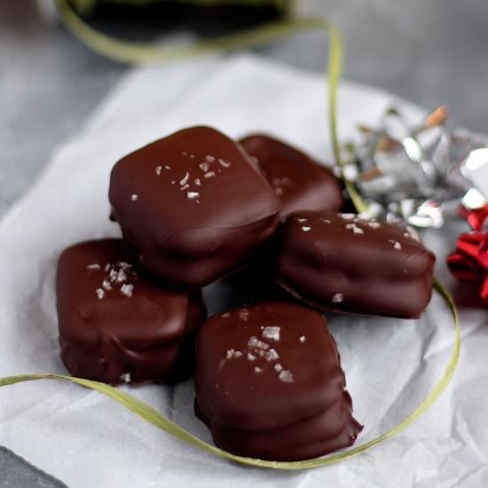 Tahini Date Caramel Pretzel Bites - Recipe photo by thymeandtoast