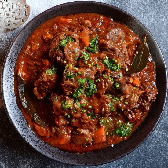 Slow Braised Red Wine Oxtail - Recipe photo by Bibbyskitchenat36