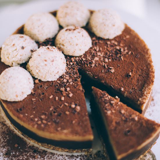 Raw Vegan Cashew Caramel Cheesecake - Recipe photo by frolic chocolate