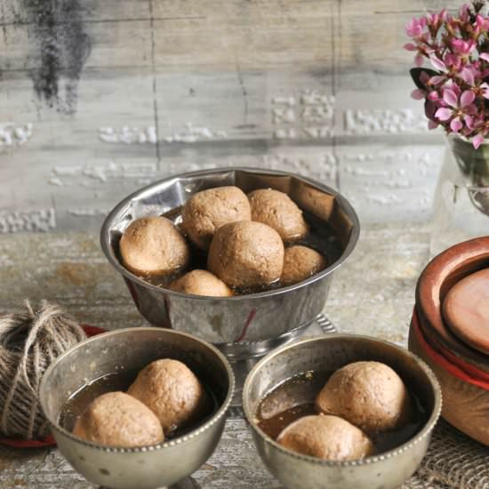 Nolen Gurer Rosogolla - Recipe photo by myfridayfoodswings
