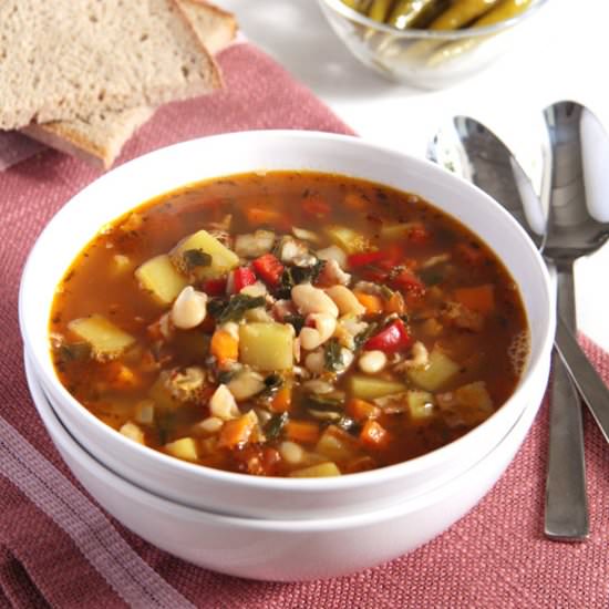 White Bean and Vegetable Soup - Recipe photo by adinutza